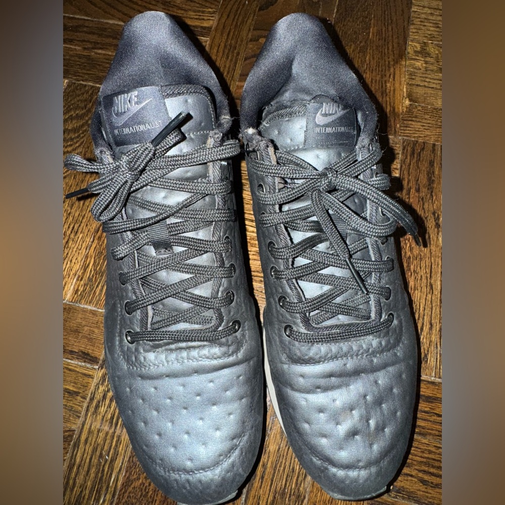 Nike Internationalist Metallic Sneakers